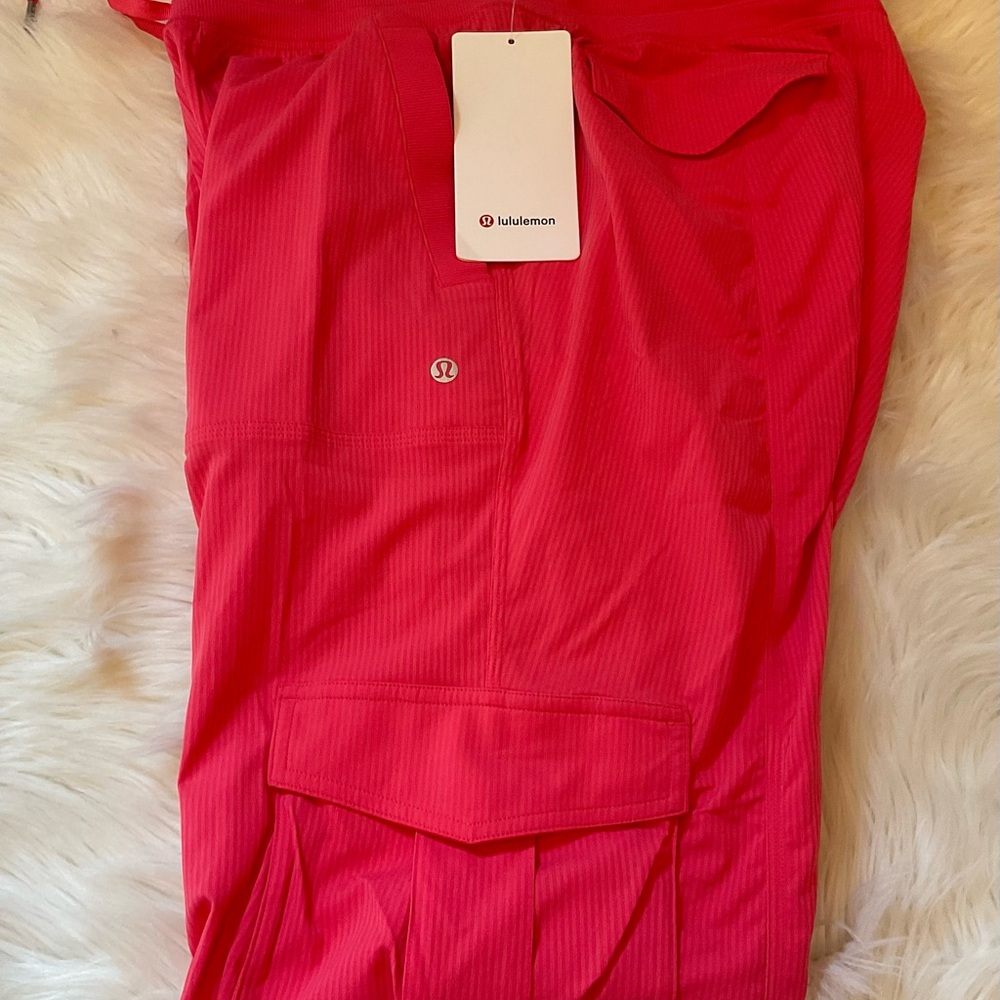 Lululemon Dance Studio Relaxed-Fit Mid-Rise Cargo Pants - NWT - Med - Glaze Pink - Picture 11 of 12